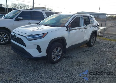 2022 Toyota Rav4 Xle z USA, uszkodzony, nr VIN 2T3P1RFV5NC314718